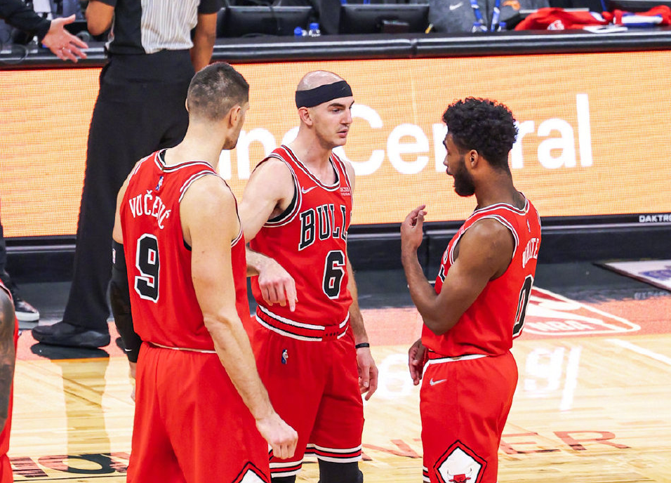 莱万连续锋露头角，成为球队得分能手！，稳步上升的简单介绍