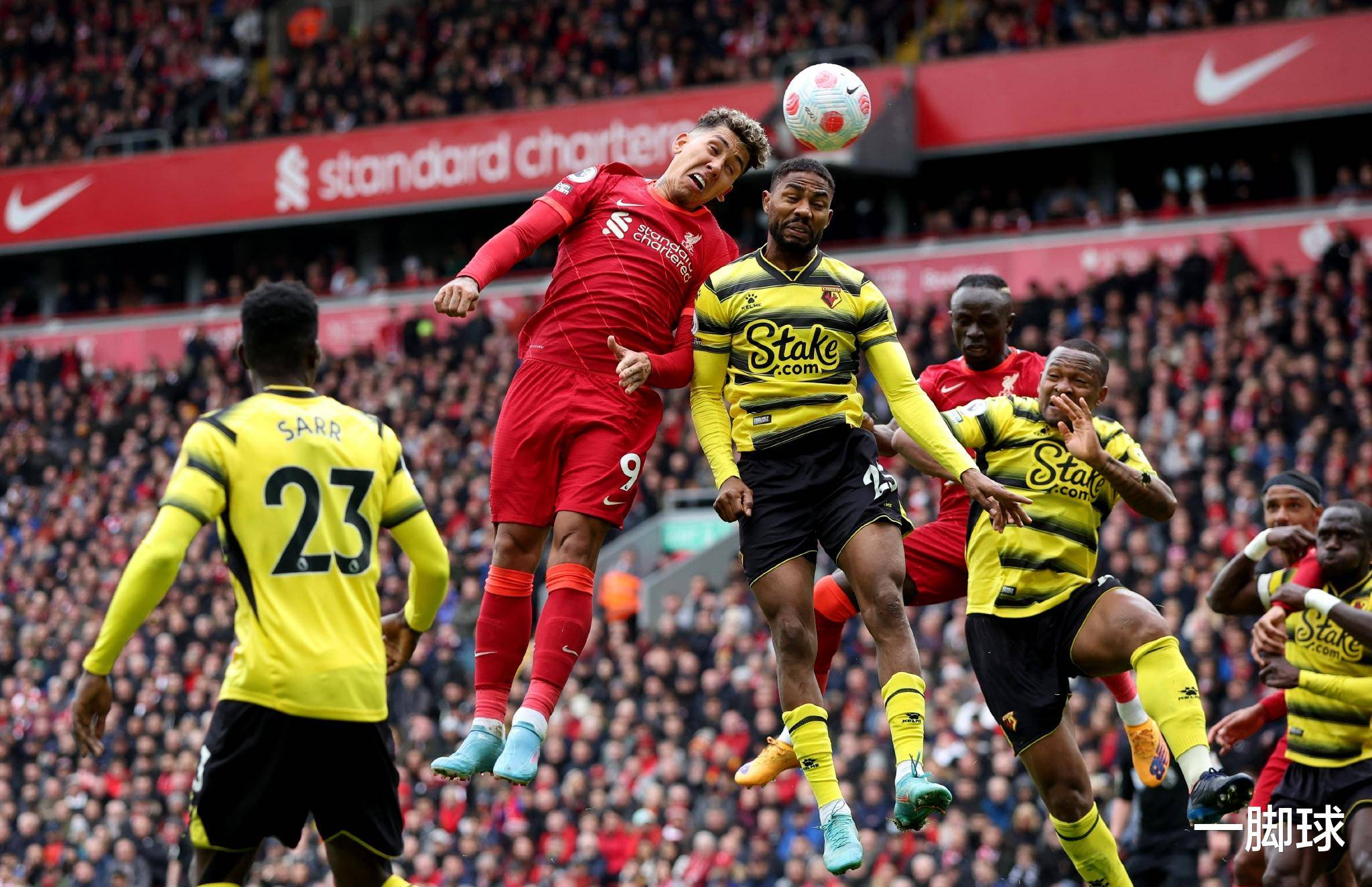 里尔将在主场迎战多特蒙德，球迷热切期待，掌声雷动的简单介绍