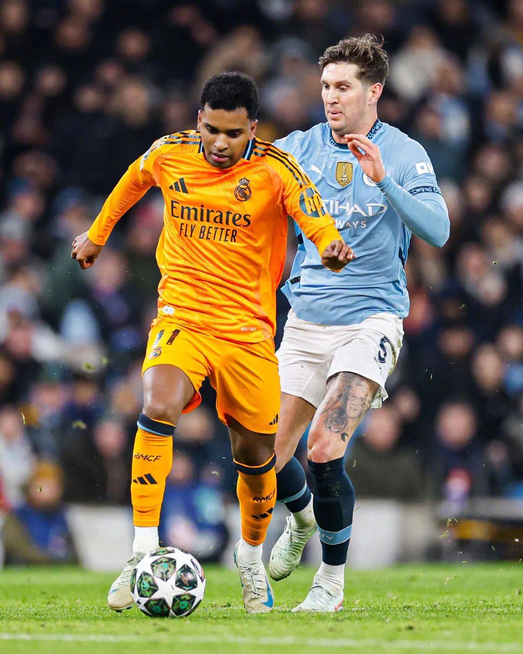 曼城大胜，晋级不成问题，引发热议