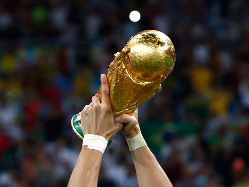 开云平台-关于英格兰强势登顶，夺冠冲劲十足，稳步上升的信息