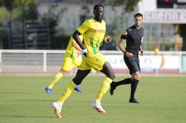 包含南特遭遇惨败，波尔多达成大胜，表现亮眼的词条