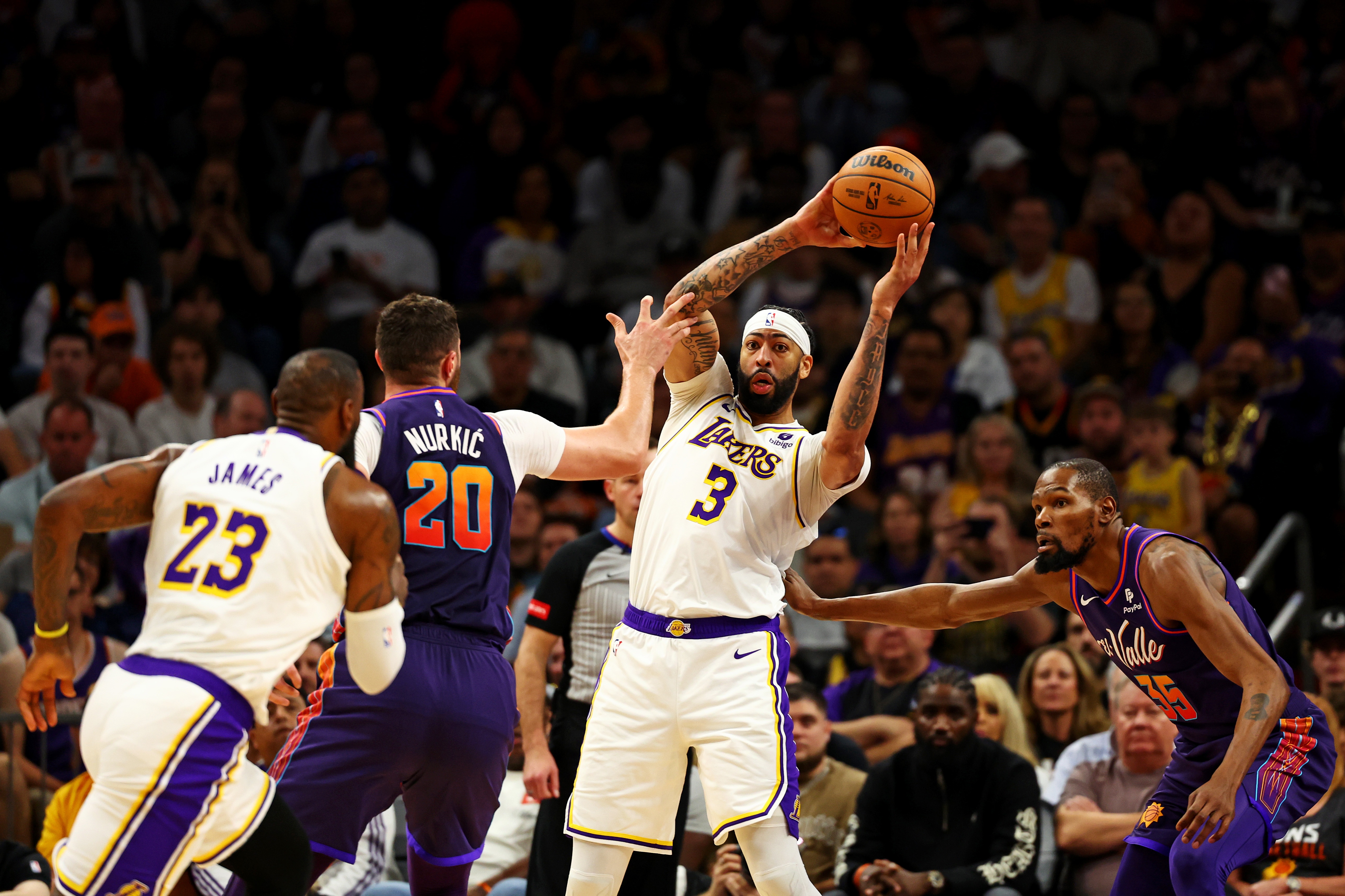 安东尼-戴维斯爆发,超越了自己的记录,全场震撼的简单介绍 安东尼-戴维斯爆发,超越了自己的记录,全场震撼的简单介绍