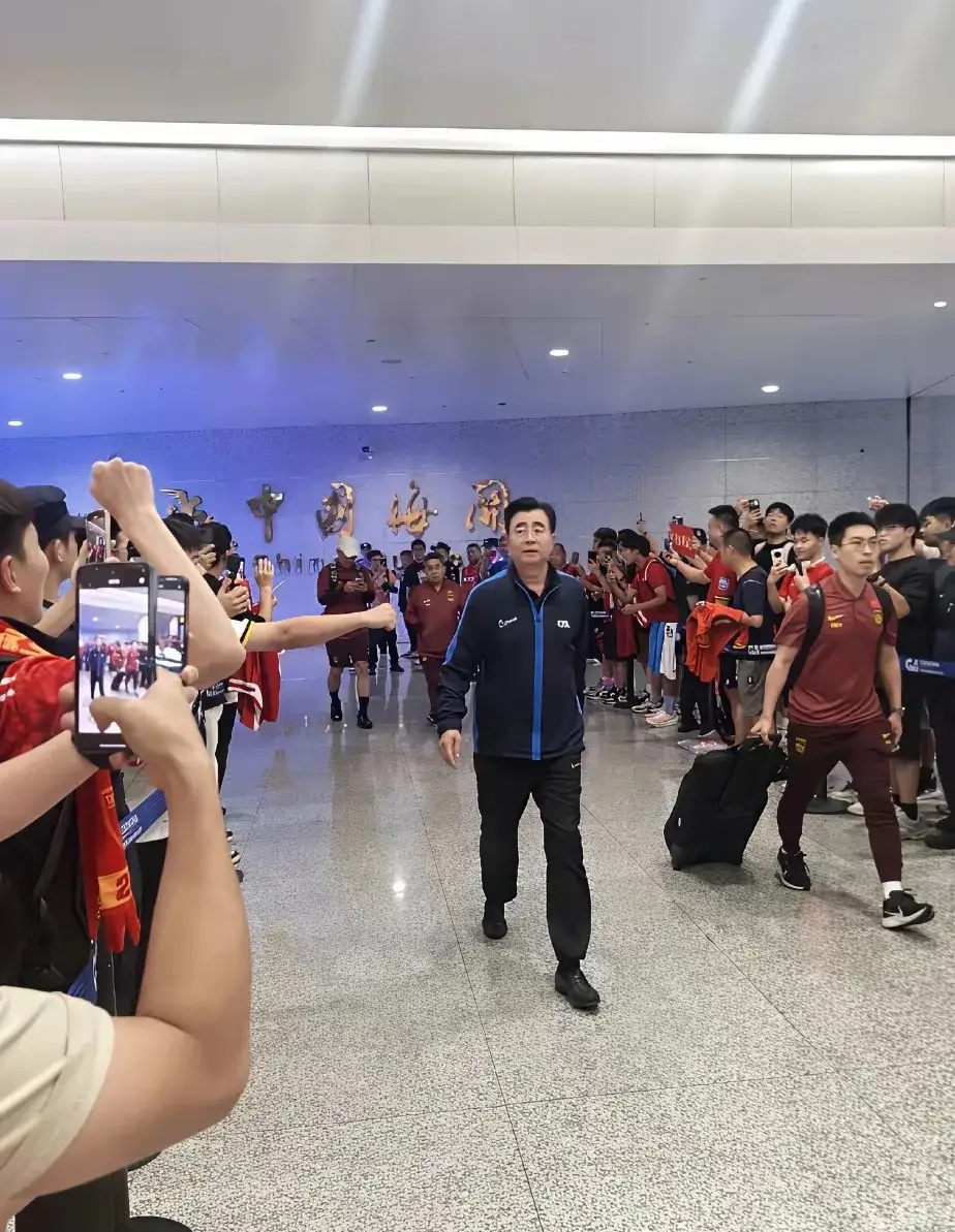 印尼队鏖战中国队，李梓嘉高光表现的简单介绍