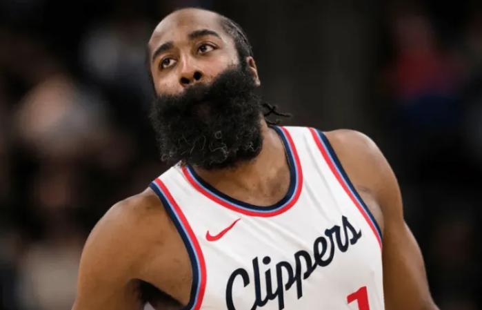 开云体育入口-尼克斯轻取浙江队，哈登刷新纪录