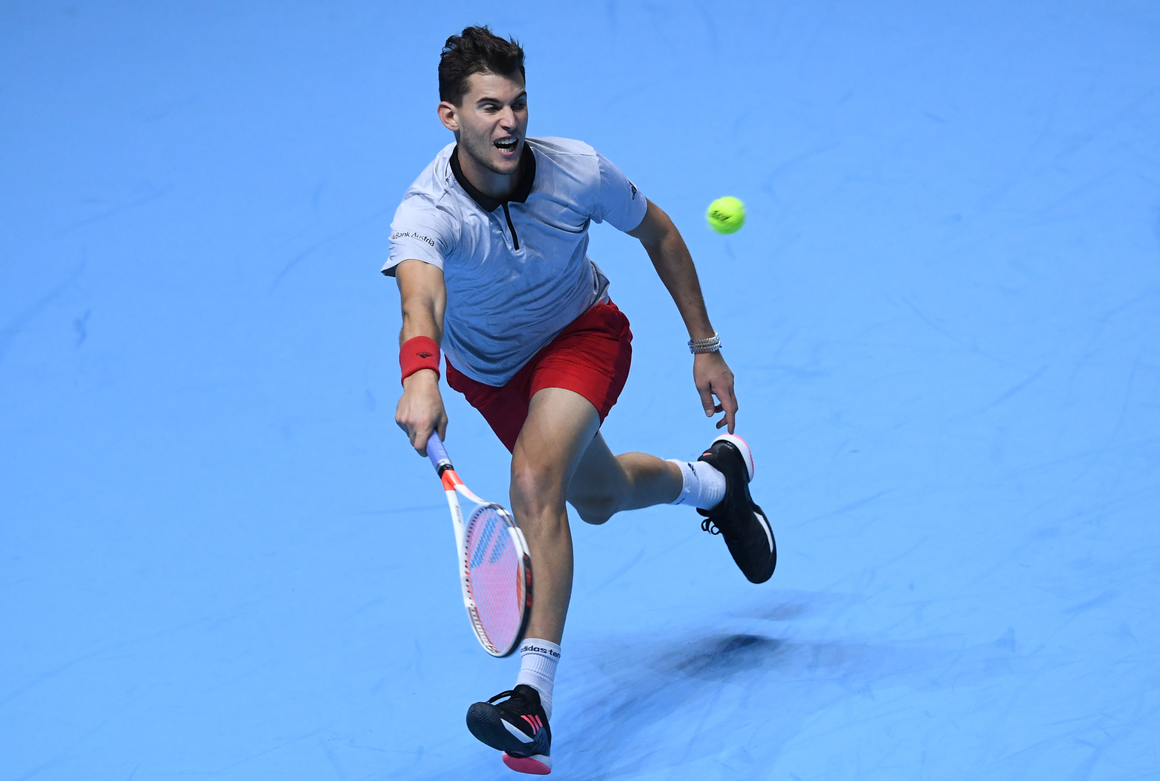 包含戴维斯杯鏖战ATP总决赛，蒂姆关键制胜的词条