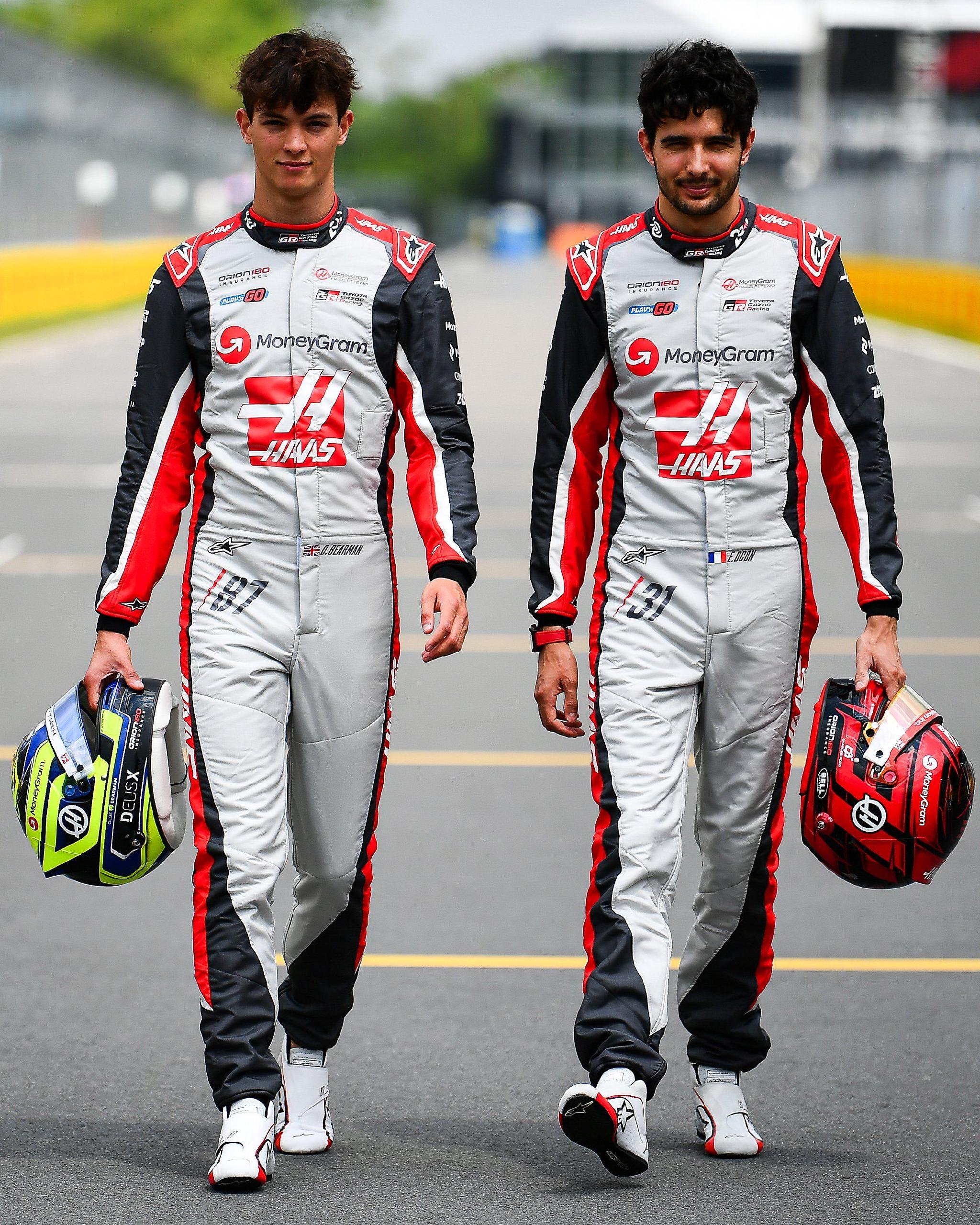 雷诺车队完胜哈斯车队，皮亚斯特里高光表现