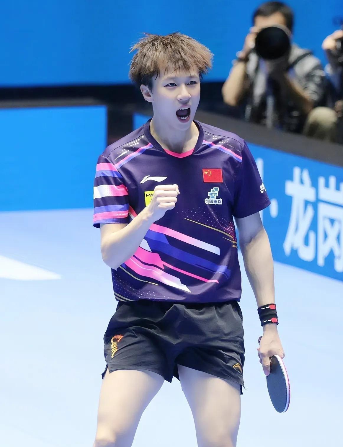 法国队鏖战英格兰队,林高远扛起全队 法国队鏖战英格兰队,林高远扛起全队