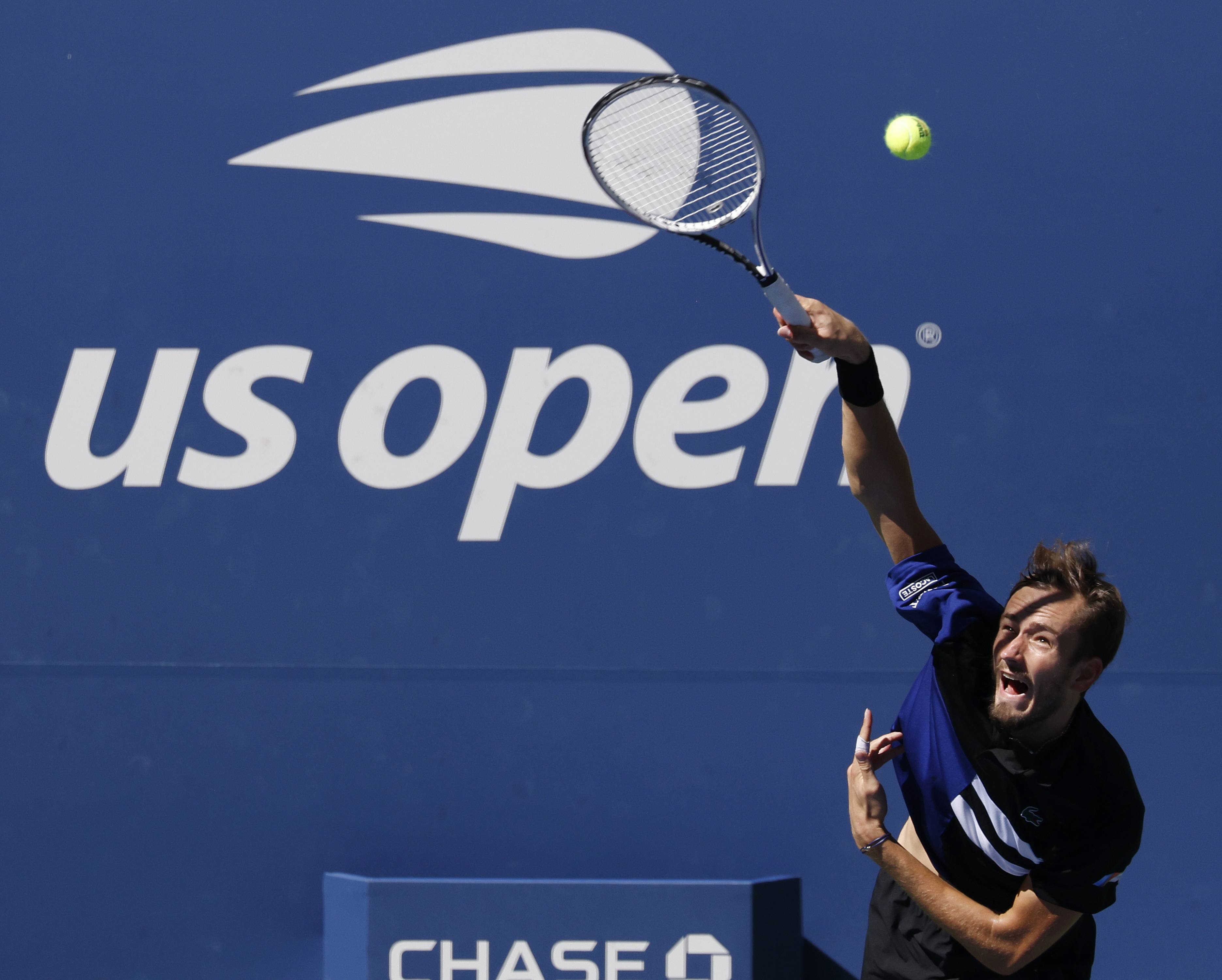 联合杯险胜美网,梅德韦杰夫扛起全队 联合杯险胜美网,梅德韦杰夫扛起全队